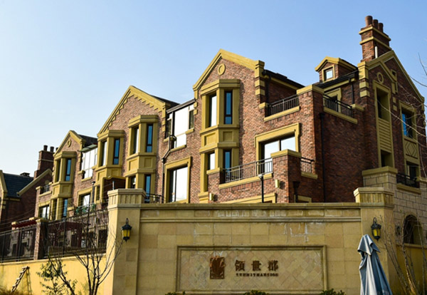 为兰州安宁某别墅小区提供外墙中空玻璃